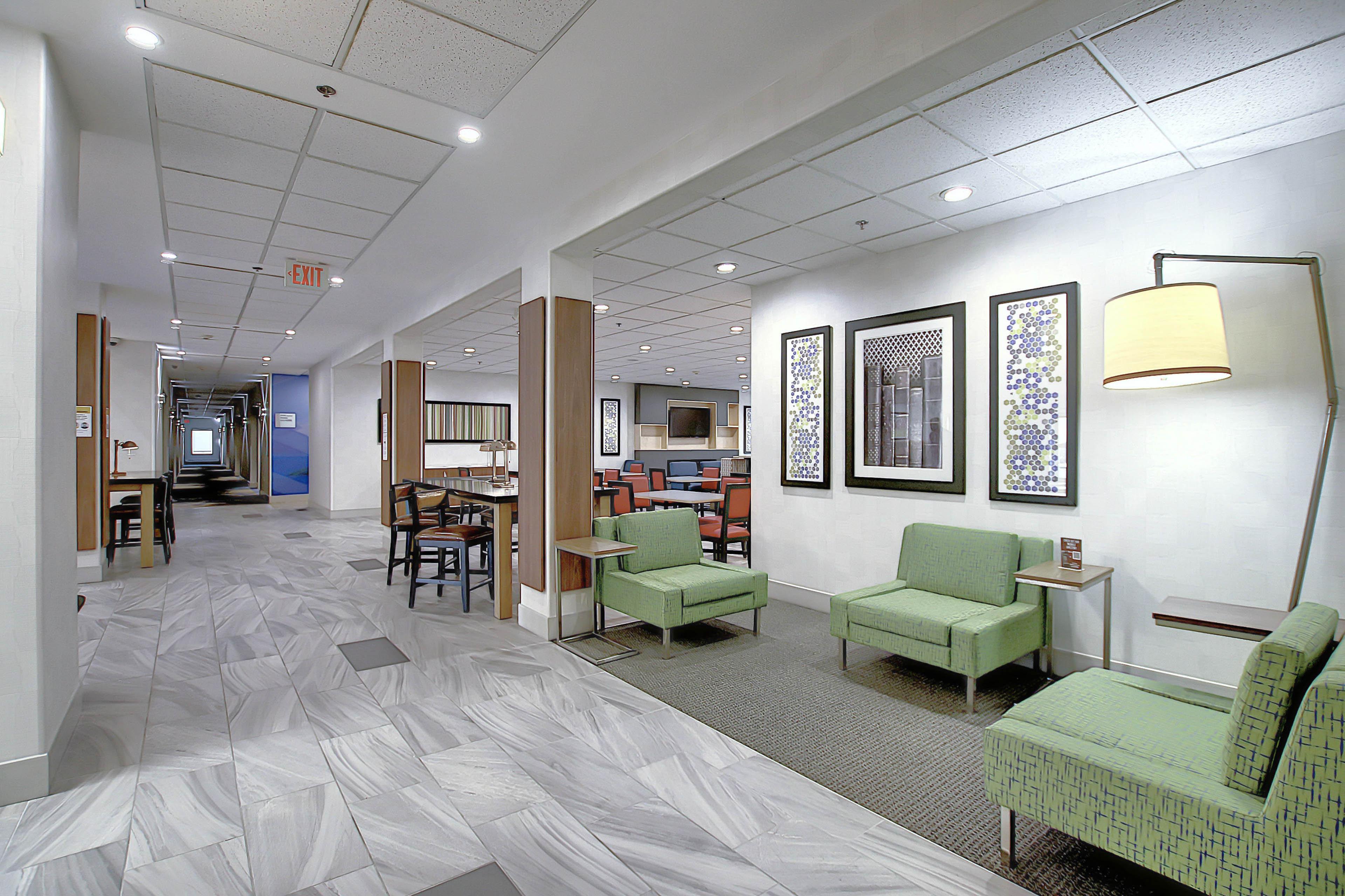 Express Airport By Ihg